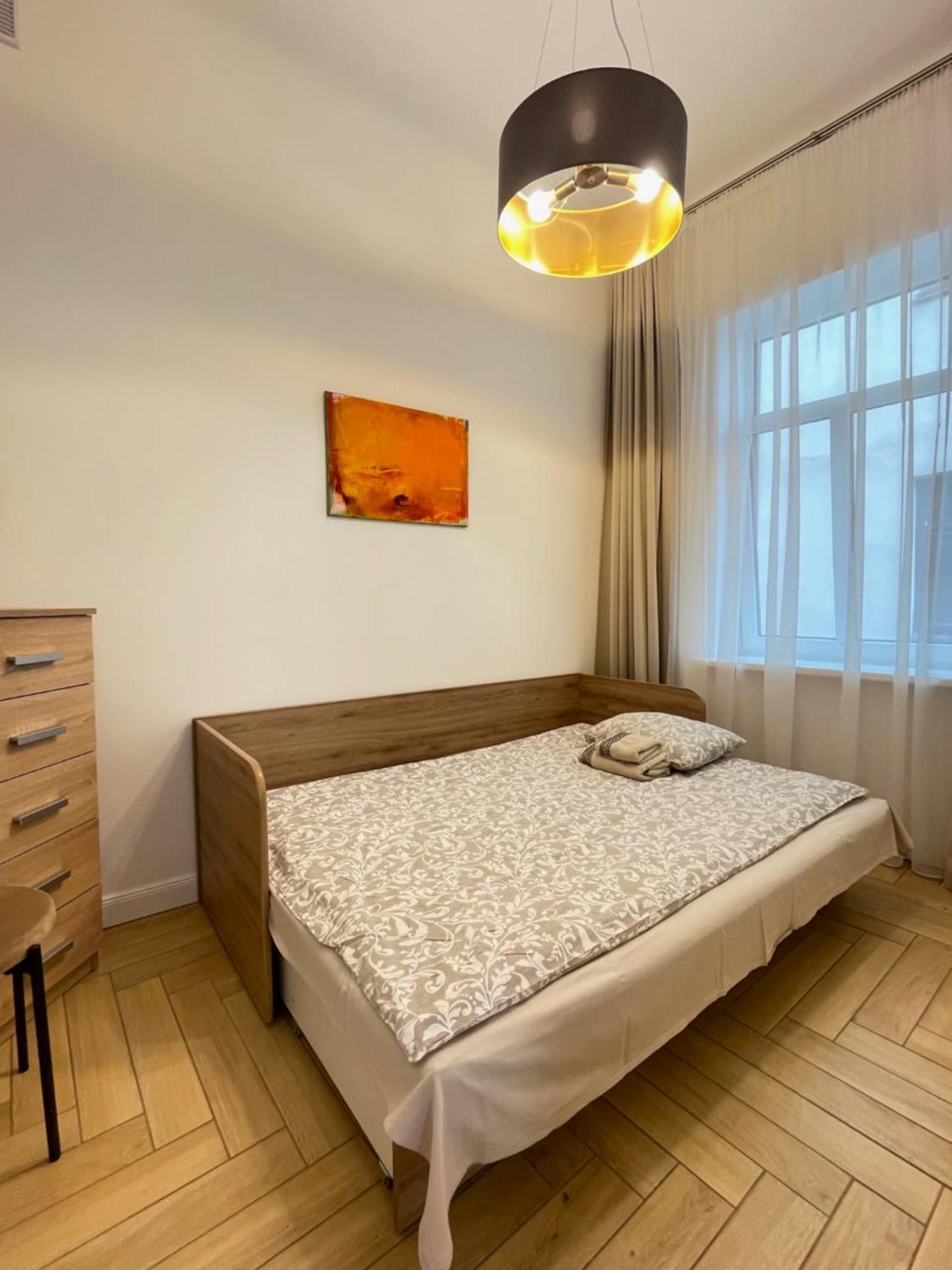 Picturesque Old Town Apartment With Charming Balcony Kaunas Exteriér fotografie